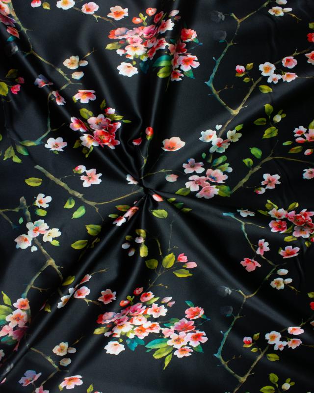 Satin imprimé fleurs sur Noir - Tissushop